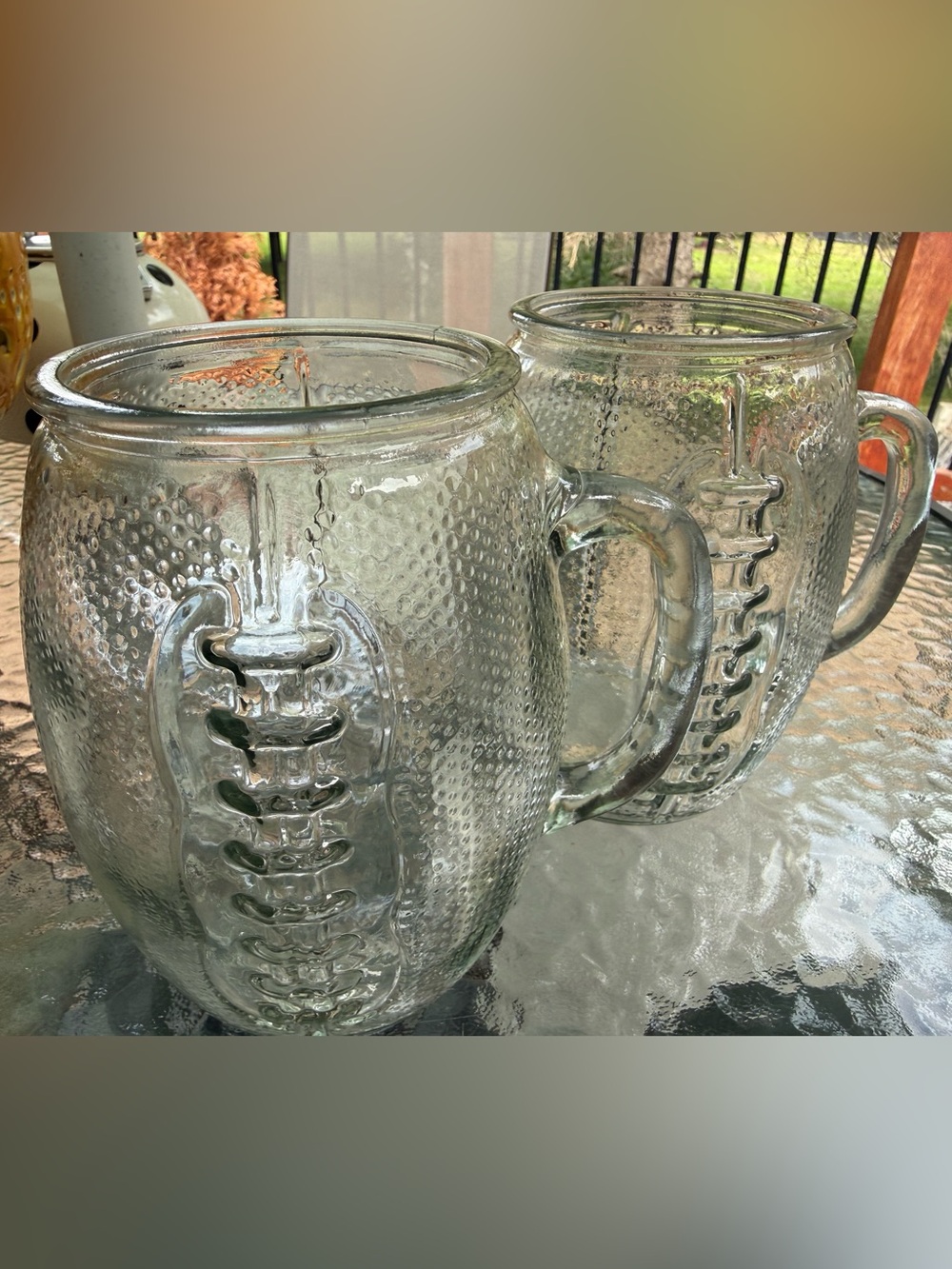 Set/2 clear glass 37-oz. Football-Shaped Beer Mugs. EUC - Picture 4 of 7